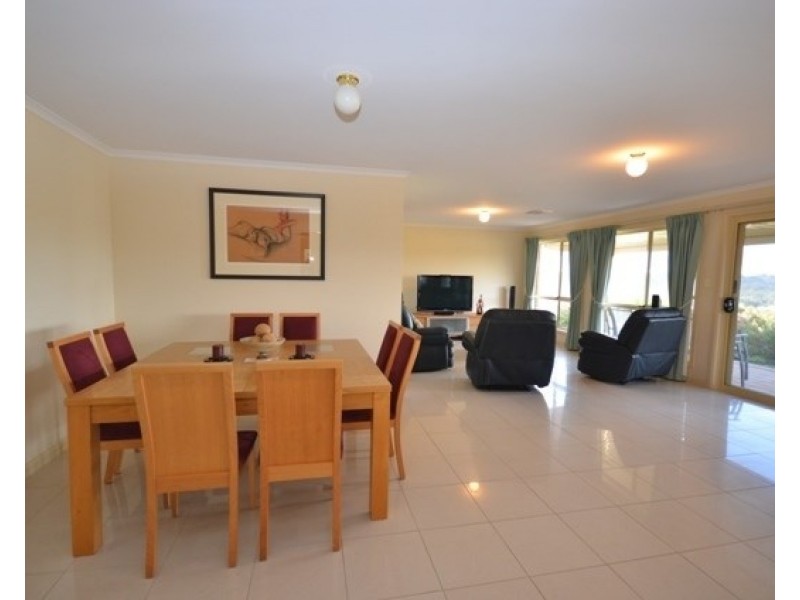 14 Michael Court, Clare SA 5453