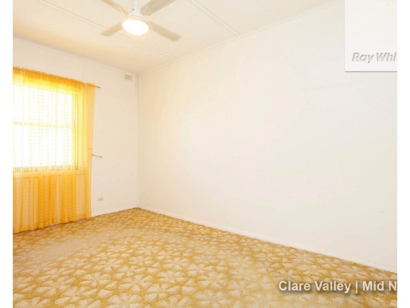 45 Essington Avenue, Clare SA 5453