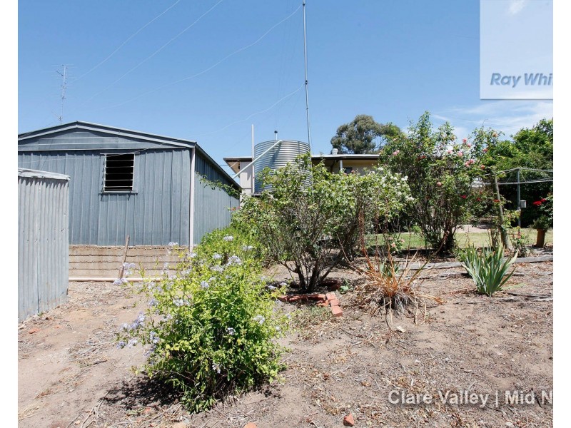 45 Essington Avenue, Clare SA 5453
