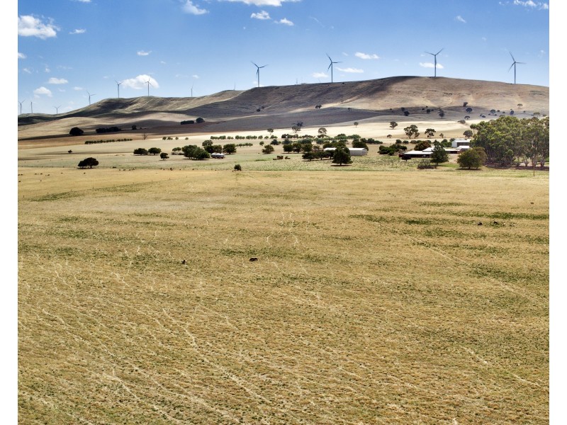 “Donara” Donara Road, Mount Bryan SA 5418