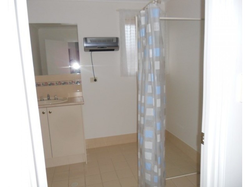 2/5 SCOTLAND Street, Balaklava SA 5461