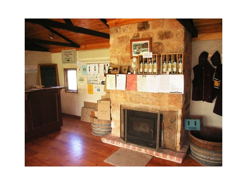 51 Hughes Park Road, Clare SA 5453