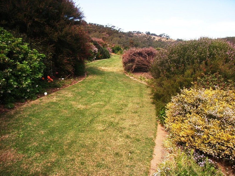 51 Hughes Park Road, Clare SA 5453