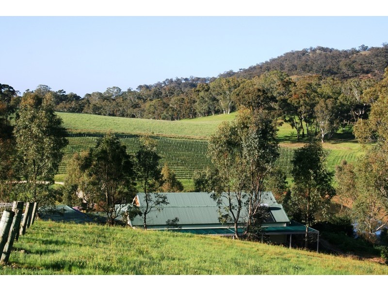 51 Hughes Park Road, Clare SA 5453