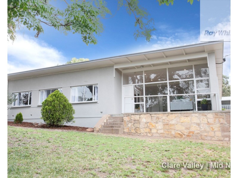 43 Farrell Flat Road, Clare SA 5453