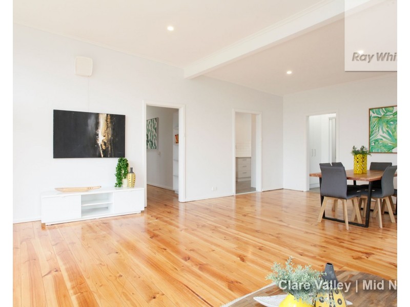 43 Farrell Flat Road, Clare SA 5453