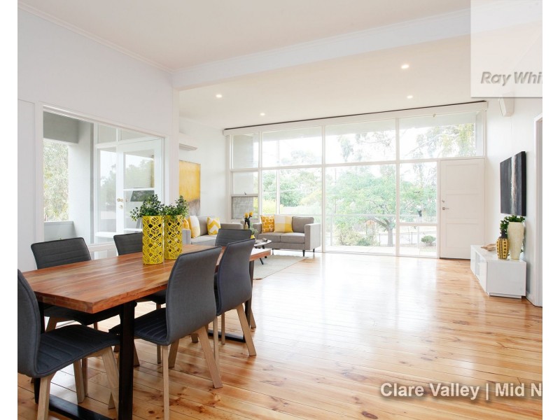 43 Farrell Flat Road, Clare SA 5453