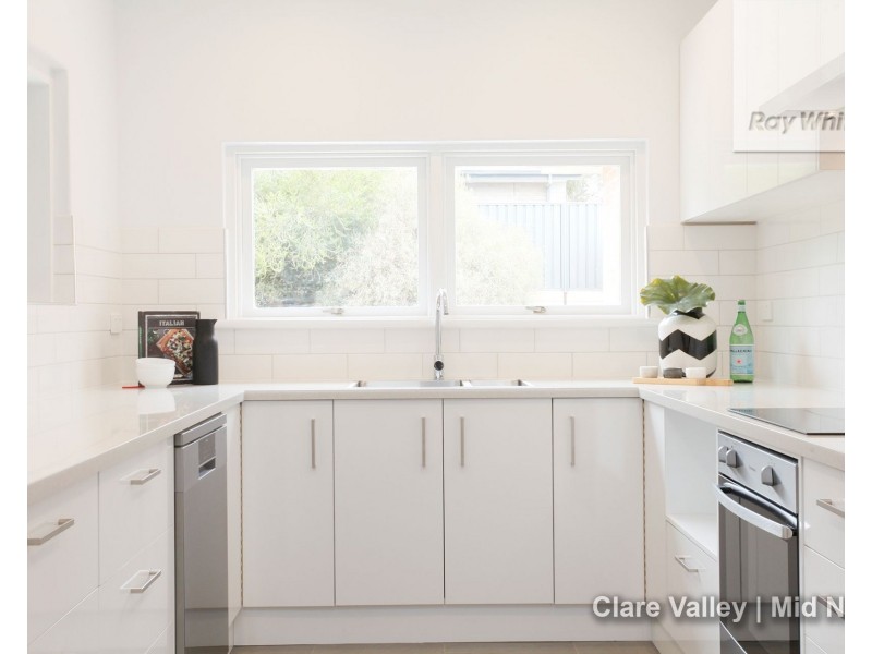 43 Farrell Flat Road, Clare SA 5453