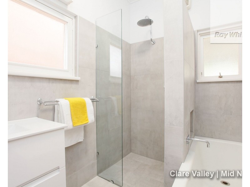 43 Farrell Flat Road, Clare SA 5453