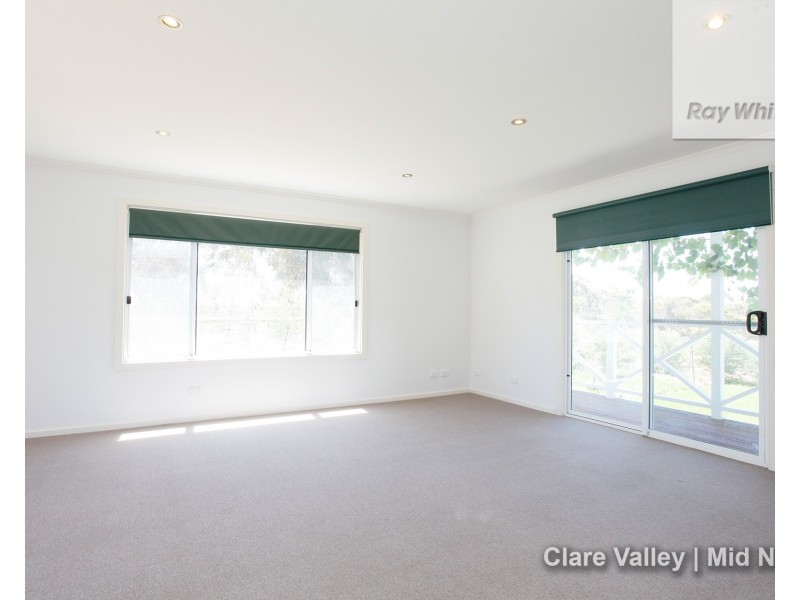 109 Spring Gully Road, Clare SA 5453