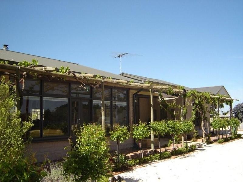 9 Kingston Terrace, Auburn SA 5451