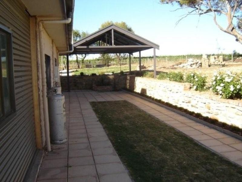 9 Kingston Terrace, Auburn SA 5451