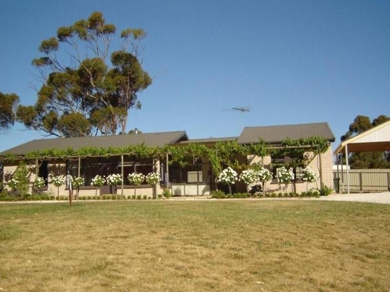 9 Kingston Terrace, Auburn SA 5451