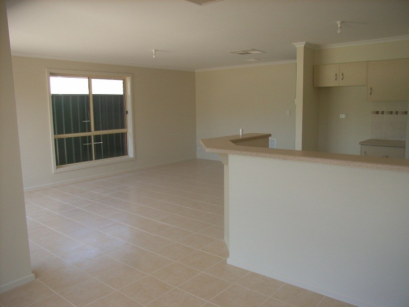 3 Barnard Mews, Clare SA 5453