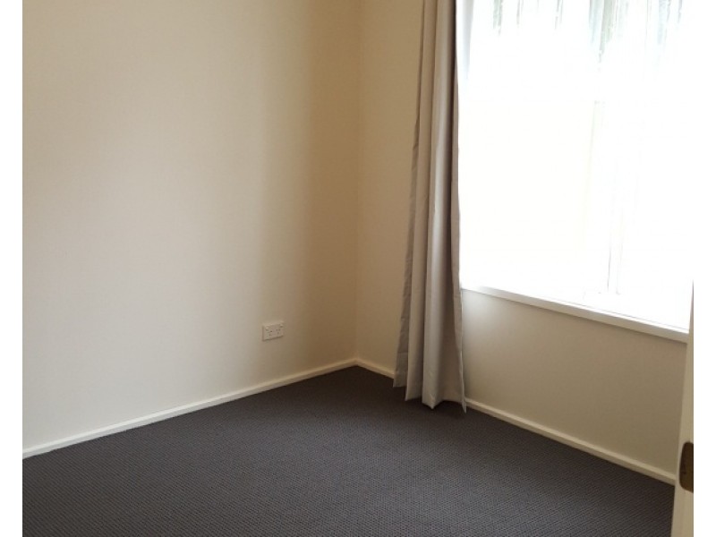 2/37 Agnes Street, Clare SA 5453