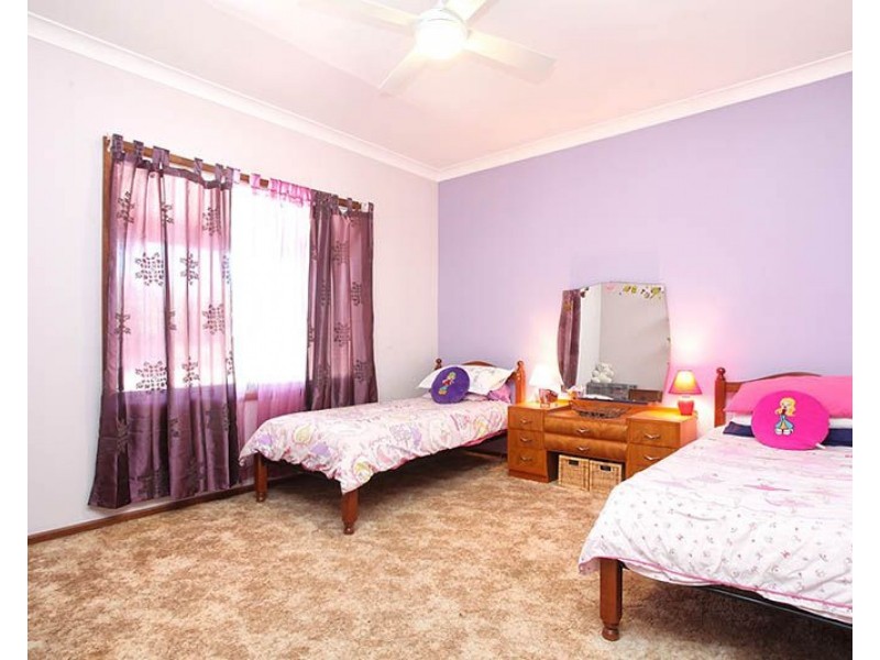 1 Jessie Street, Clare SA 5453
