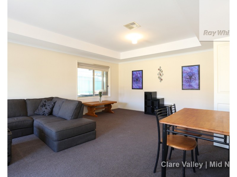 12 Pandappa Drive, Clare SA 5453