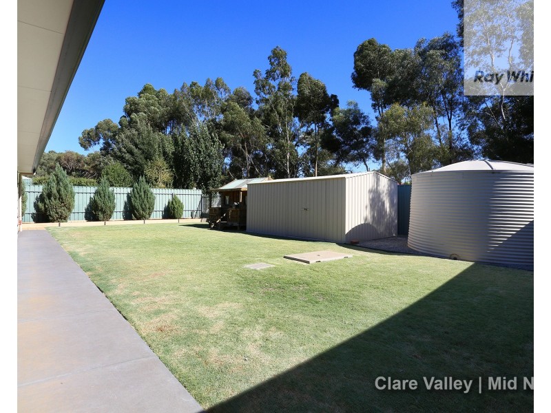 12 Pandappa Drive, Clare SA 5453