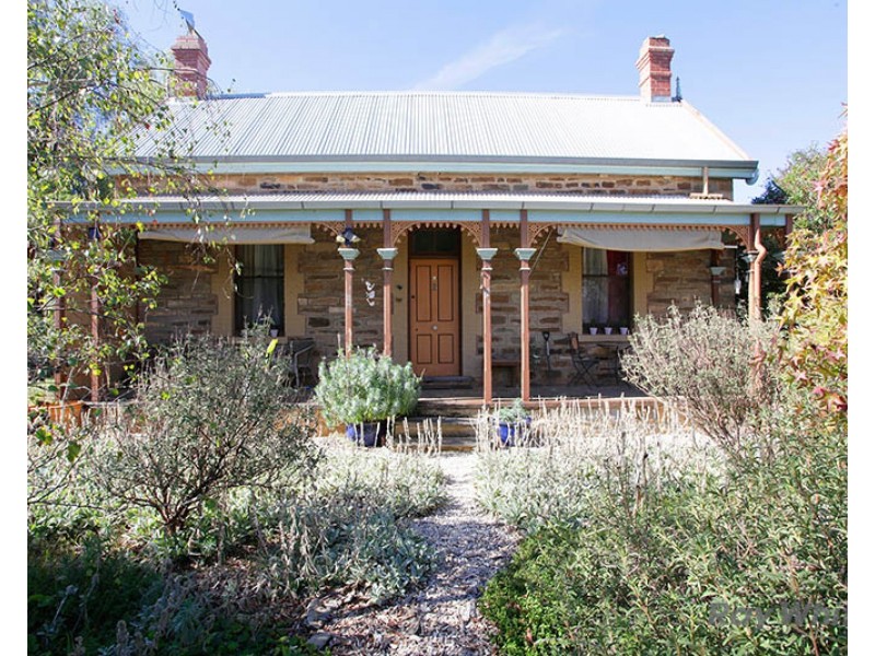 9 St Just Street, Burra SA 5417