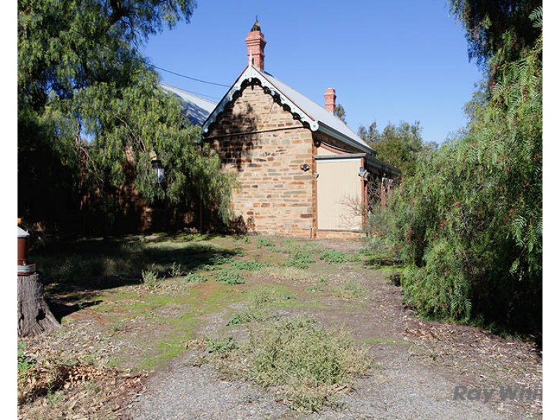 9 St Just Street, Burra SA 5417