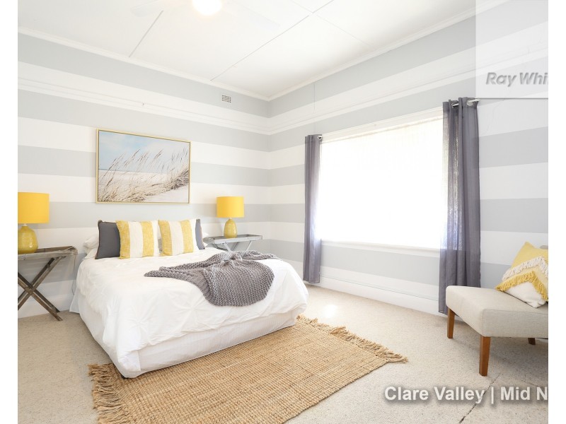 2 Powell Street, Clare SA 5453