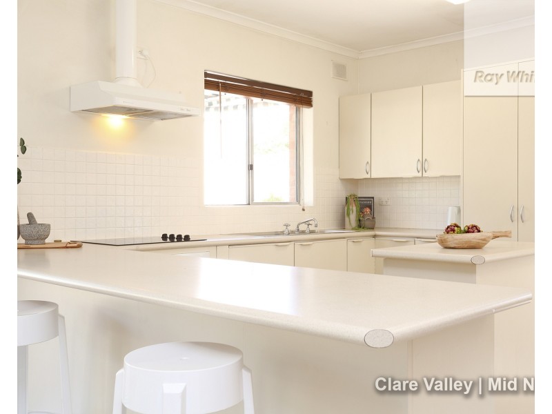 2 Powell Street, Clare SA 5453