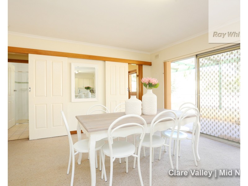 2 Powell Street, Clare SA 5453