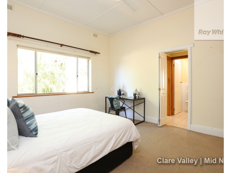 2 Powell Street, Clare SA 5453