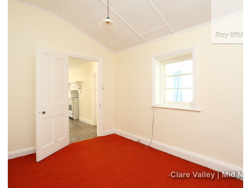 34 Commercial Street, Burra SA 5417