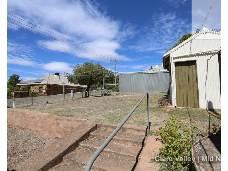 34 Commercial Street, Burra SA 5417