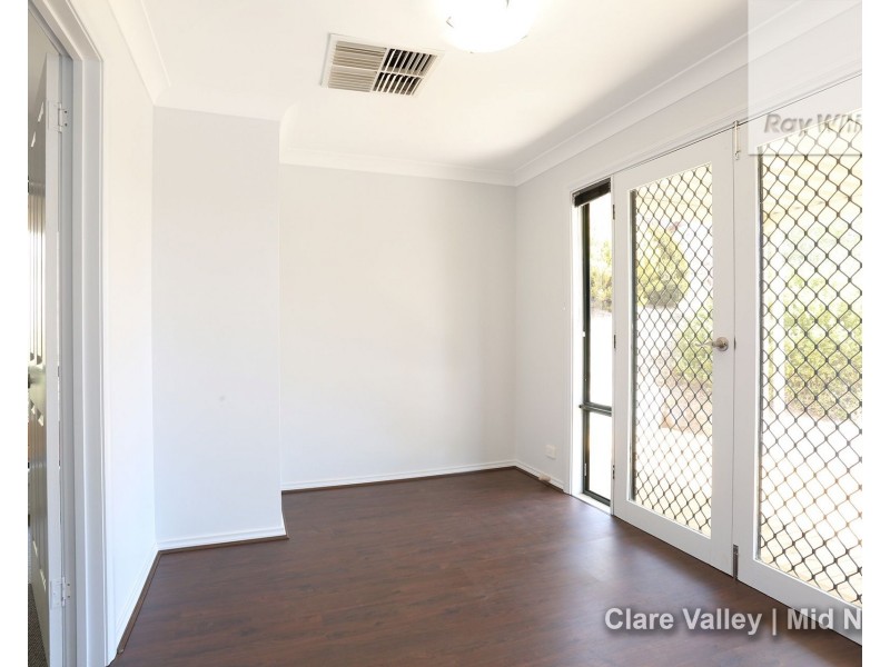 11 Michael Court, Clare SA 5453