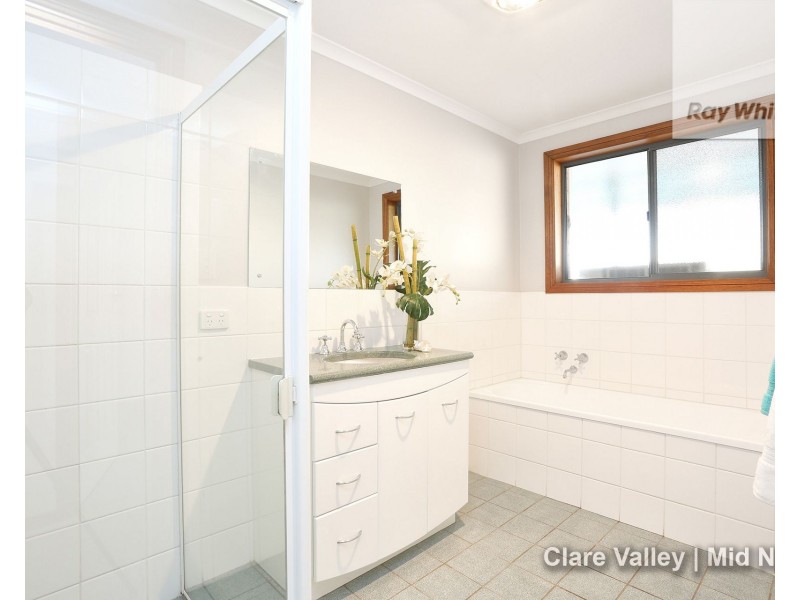 269 Warenda Road, Clare SA 5453