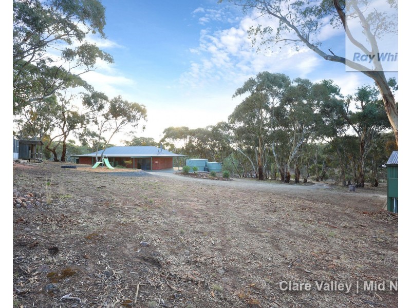 269 Warenda Road, Clare SA 5453