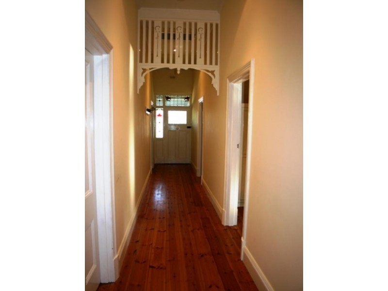 9 Harriett Street, Clare SA 5453