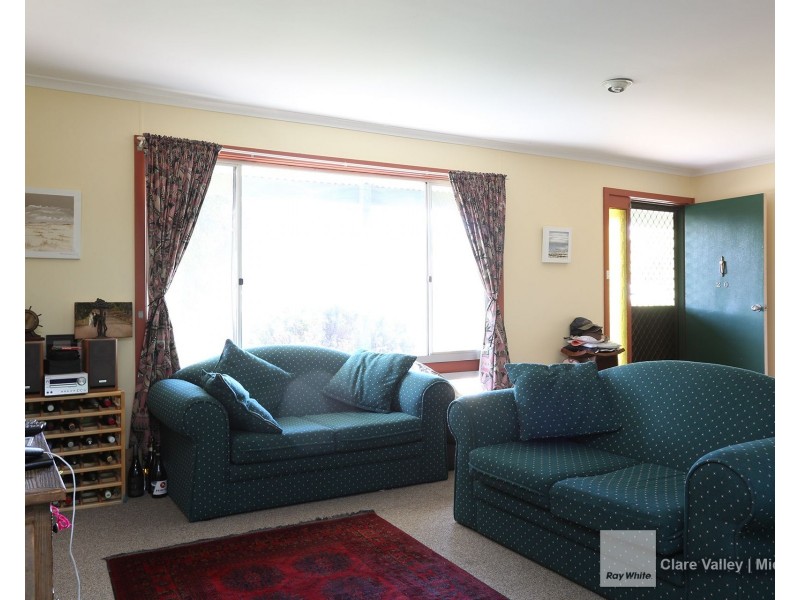 20 Geddes Avenue, Clare SA 5453