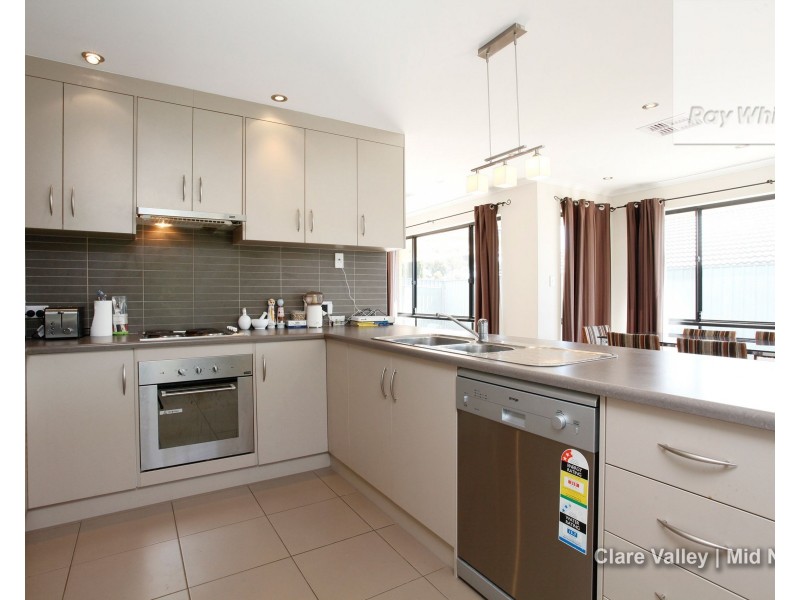 19 Pandappa Drive, Clare SA 5453