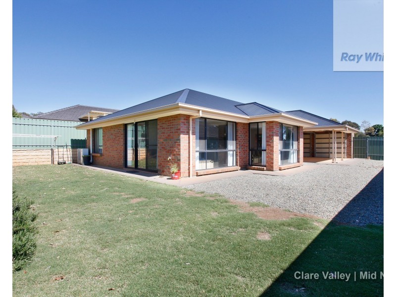 19 Pandappa Drive, Clare SA 5453