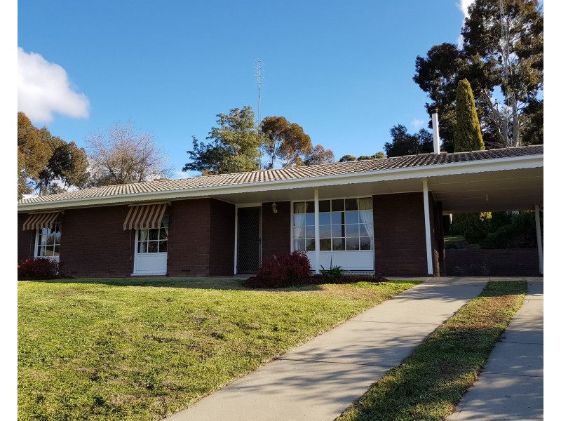 41 West Terrace, Clare SA 5453