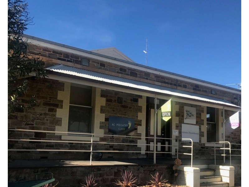 1/25 Old North Road, Clare SA 5453