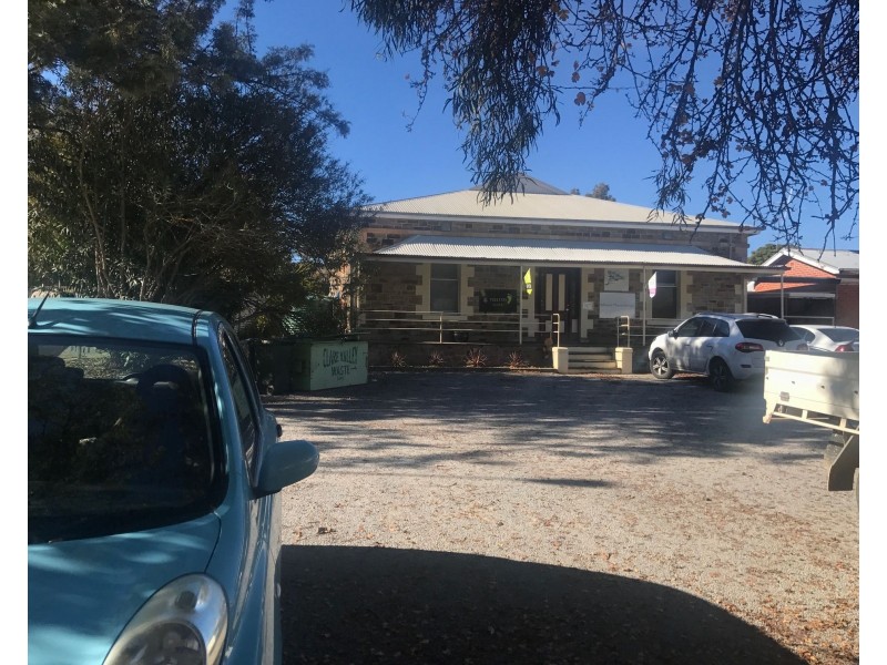 1/25 Old North Road, Clare SA 5453