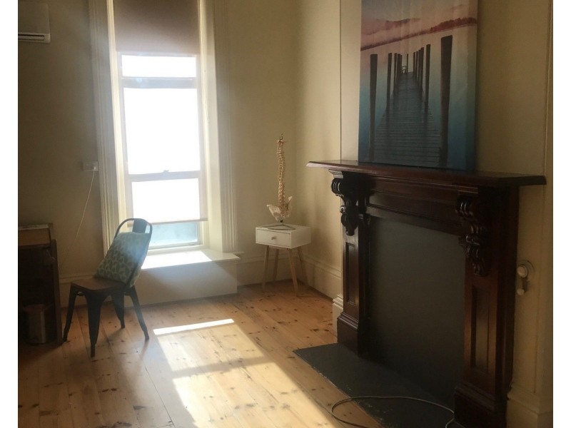 1/25 Old North Road, Clare SA 5453