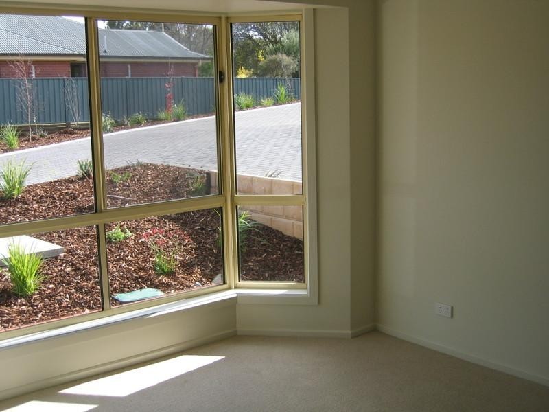 Unit 3 Barnard Mews, Clare SA 5453