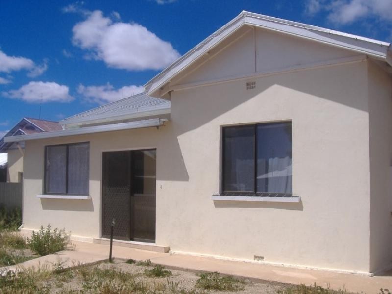 158 Queen Street, Peterborough SA 5422