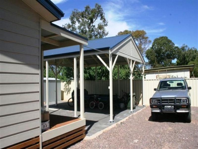 24 Henderson Avenue, Cleve SA 5640