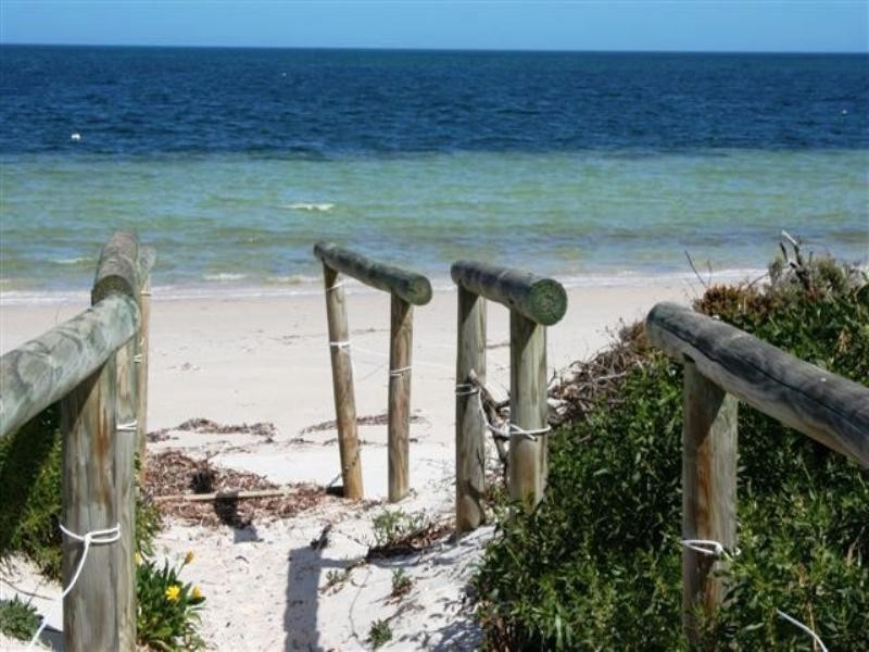 59 Boulevard Road, Lucky Bay SA 5602