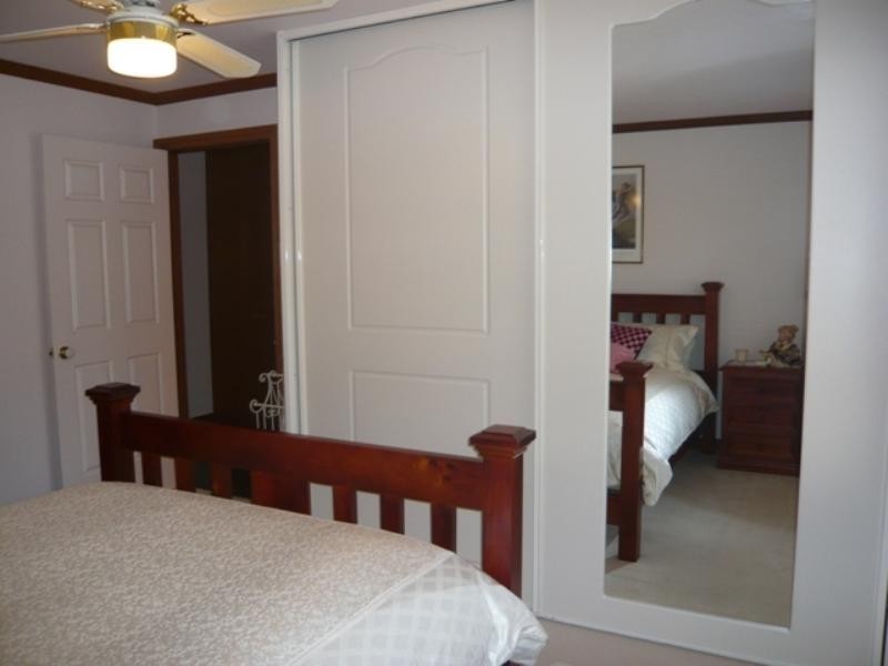 10 Michael Court, Clare SA 5453