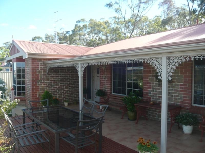 10 Michael Court, Clare SA 5453