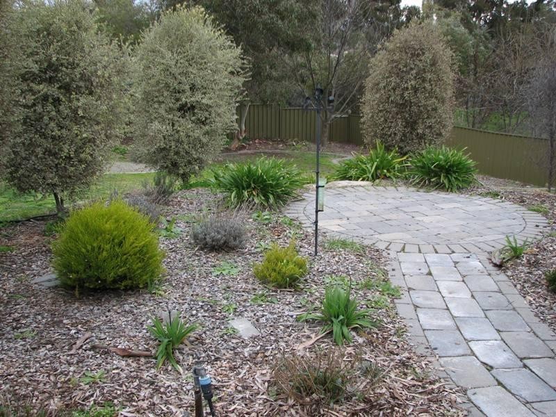 5 McBride Lane, Clare SA 5453