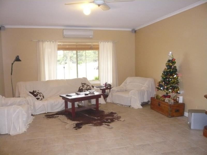 100 Washington Road, Riverton SA 5412