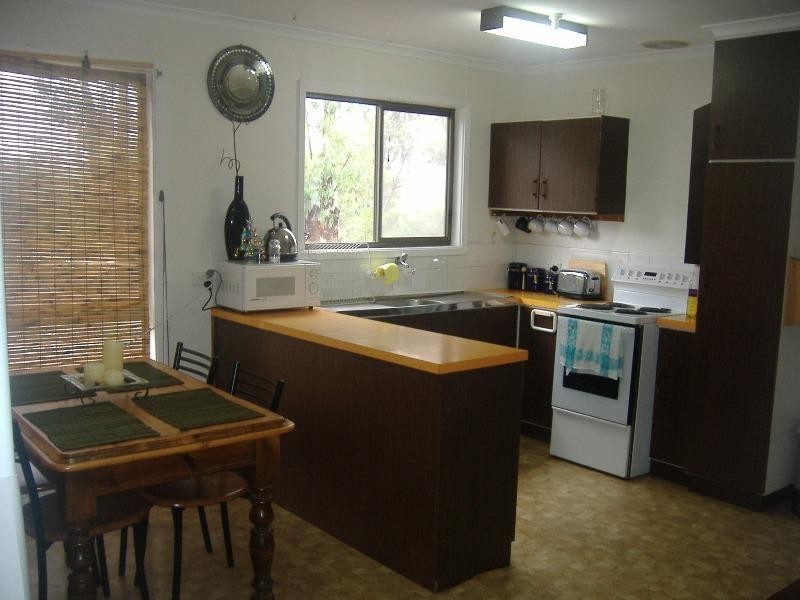 16 Stanley Street, Auburn SA 5451